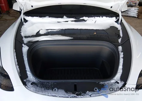 2022 Tesla Model Y Long Range Dual Motor All-Wheel Drive from USA, damaged, VIN 7SAYGDEE9NA012151